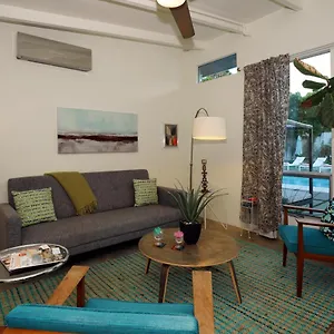 The Wesley By Avantstay Retro Spacious W Bbq Pool Palm Springs